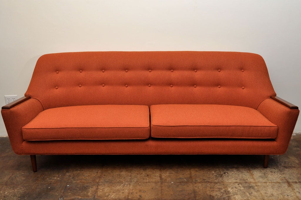 Mid-20th Century Tufted Back Sleek  Lines Sofa