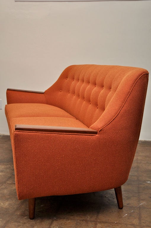 Wood Tufted Back Sleek  Lines Sofa