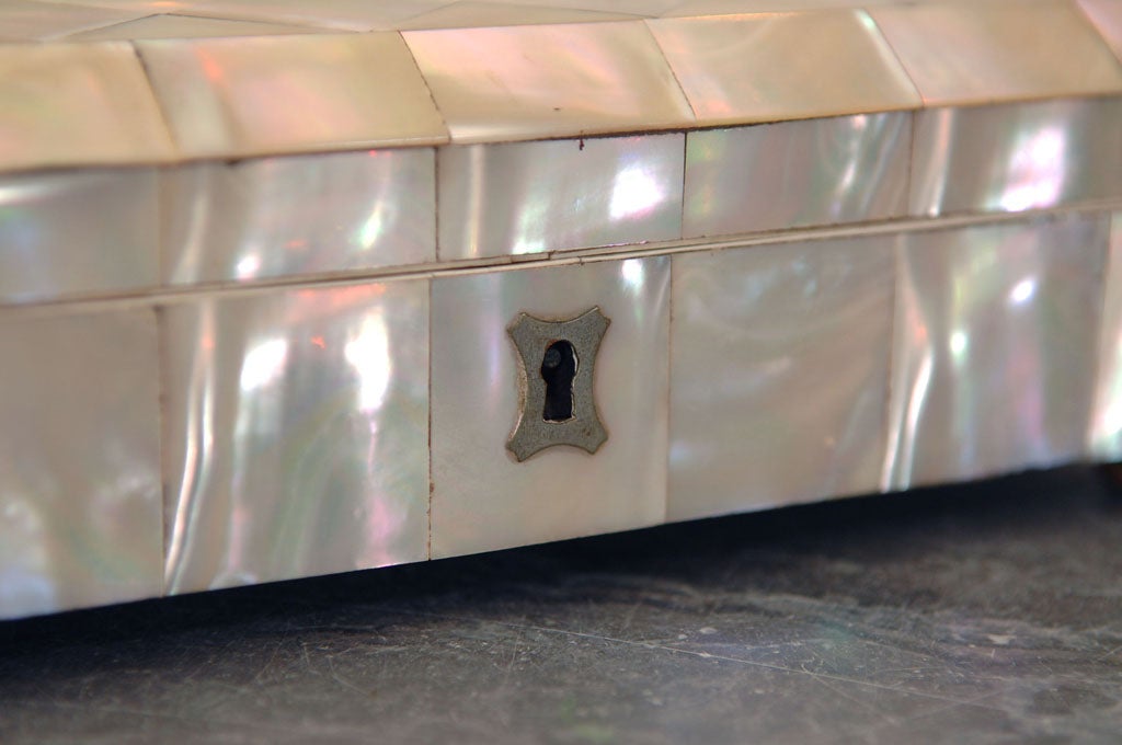Mother-of-Pearl Footed Box 4
