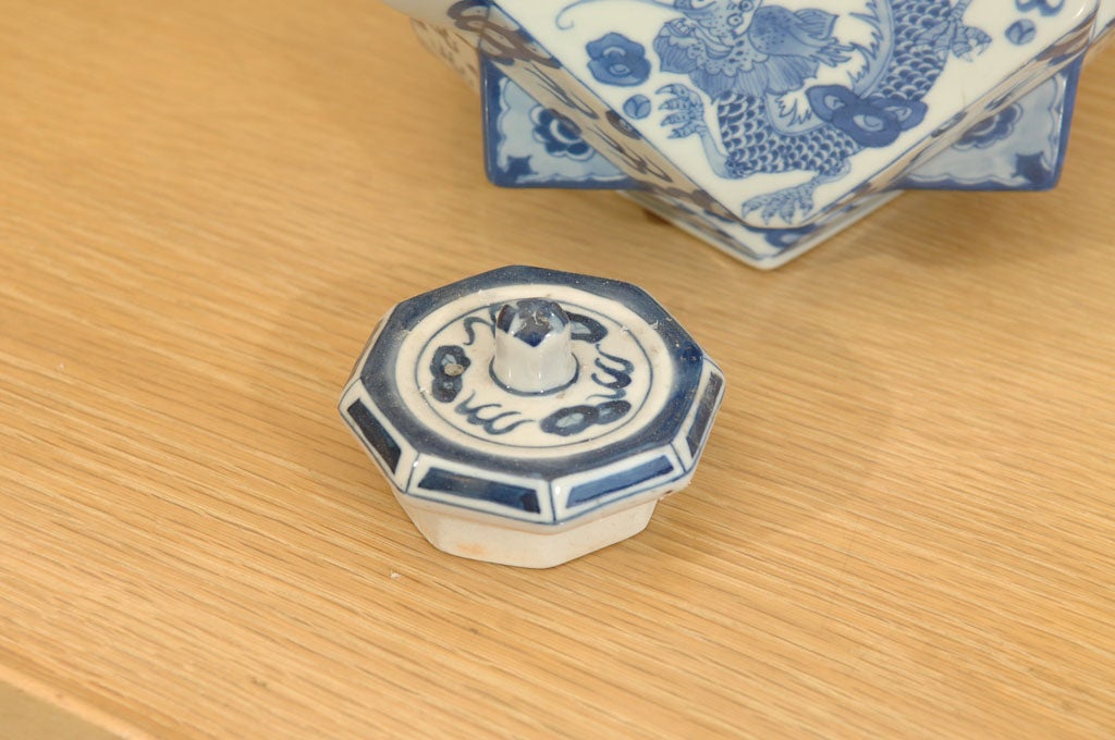 18th Century Cantonese Tea Pot 1