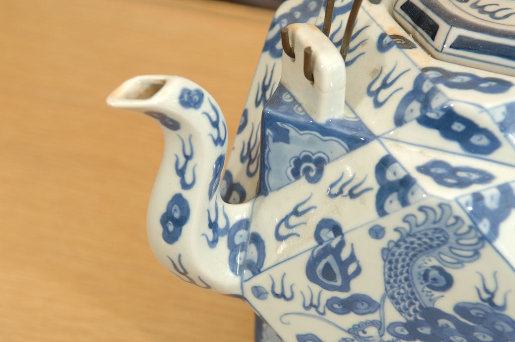 18th Century Cantonese Tea Pot 3