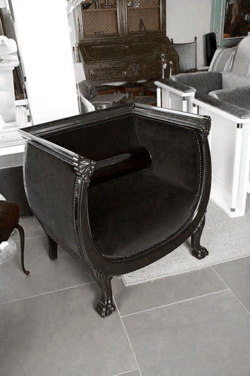 American Victorian Chair in Black Lacquer and Belgian Velvet For Sale
