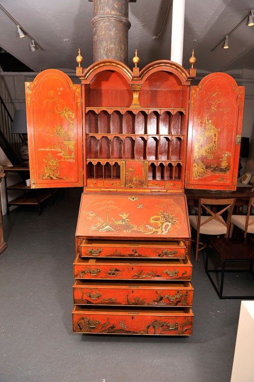 18th Century William and Mary Japanese Lacquered Secretaire 3