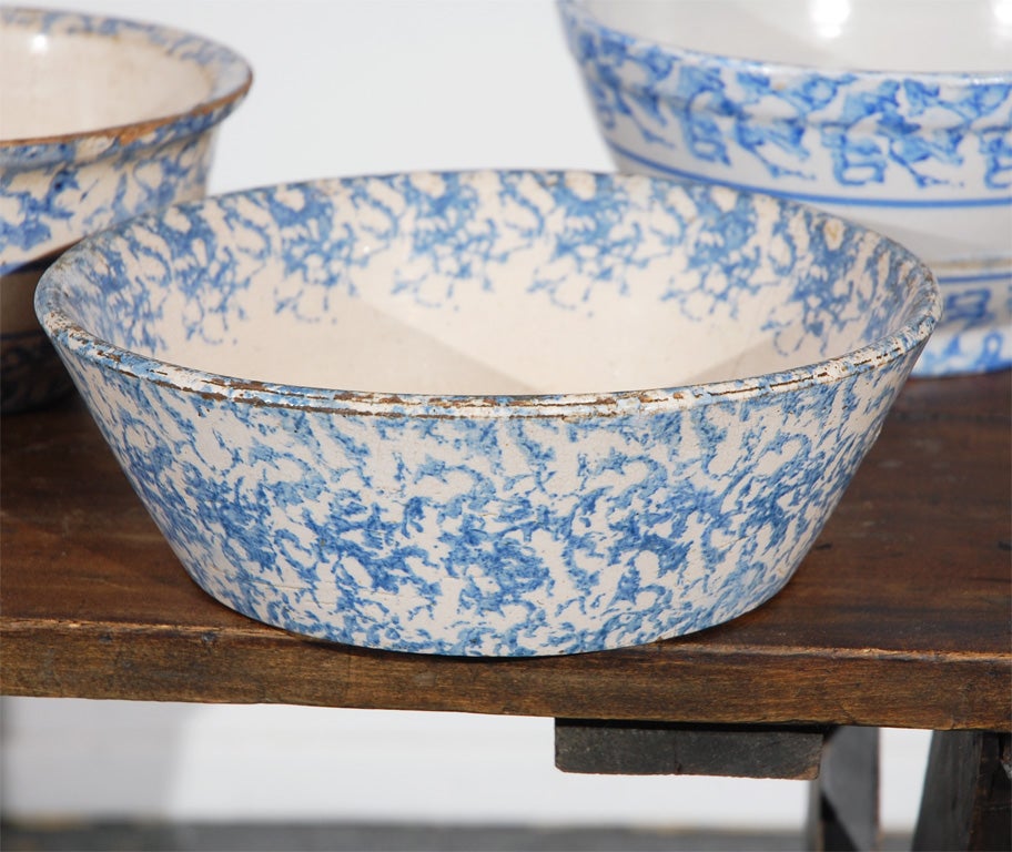 ASSORTED 19THC SPONGEWARE POTTERY MIXING BOWLS