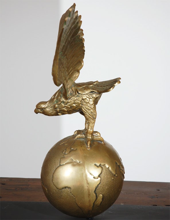 RARE OVERSIZED EAGLE ON GLOBE IN SOLID BRASS/THE TOP FLAG POLE at