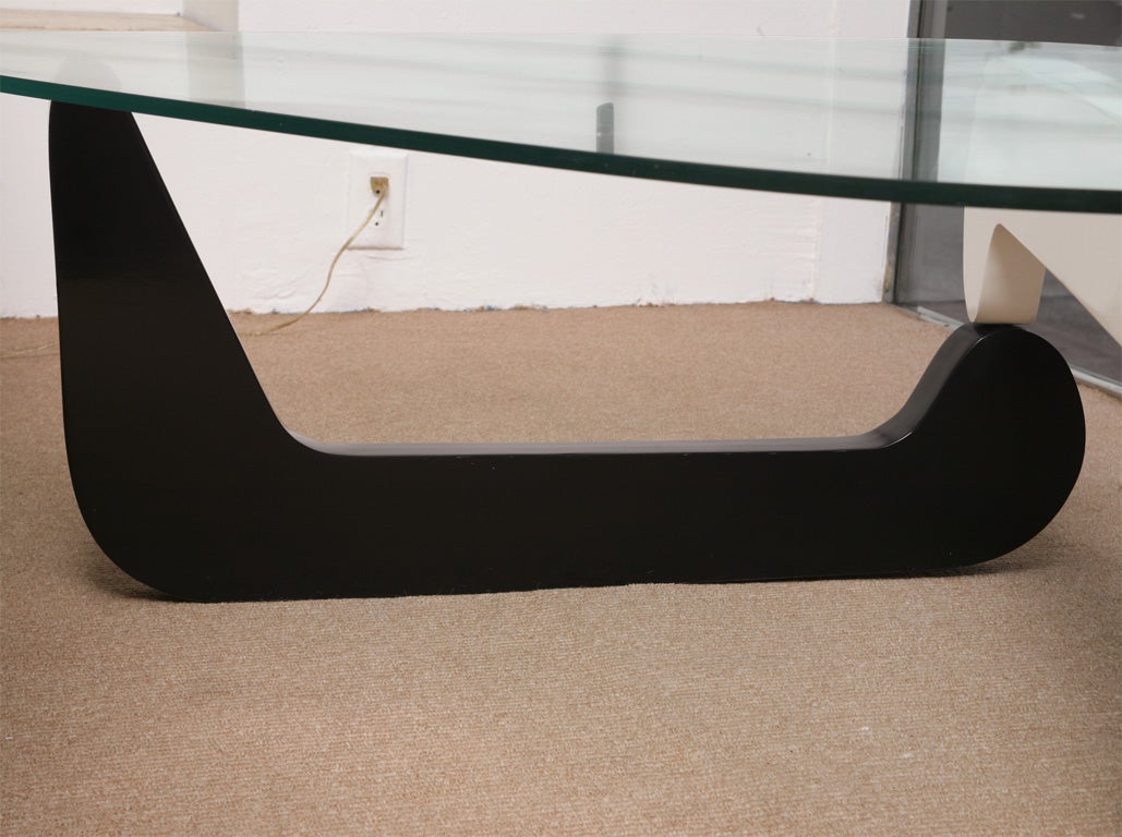 American Lacquered Decorator Noguchi Coffee Table For Sale