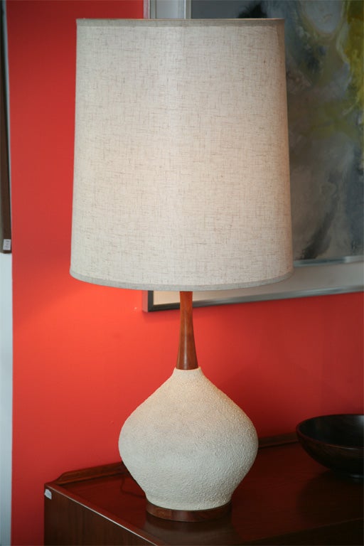 Beautiful Mid Century Modern  Danish Table  Lamp In Excellent Condition In Miami, FL