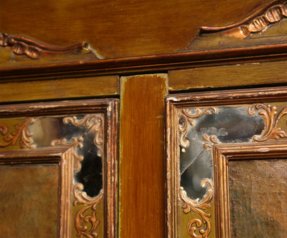 18th and 19th Century Venetian Painted Three-Door Cabinet For Sale 3