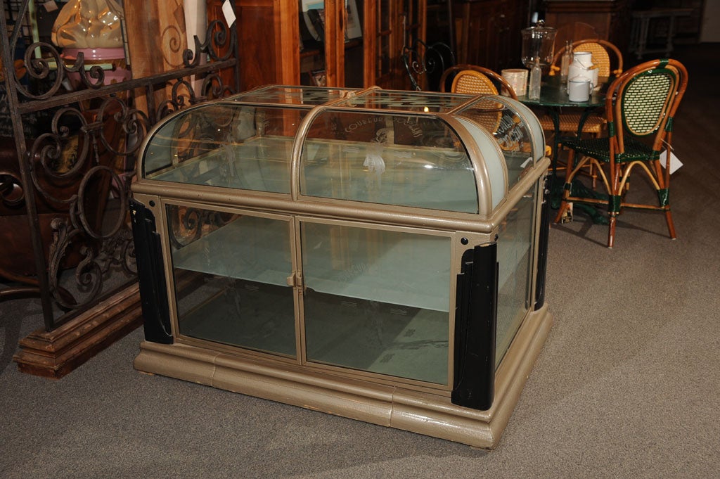 French Art Deco Glass, Metal & Wood Display Case For Sale 2