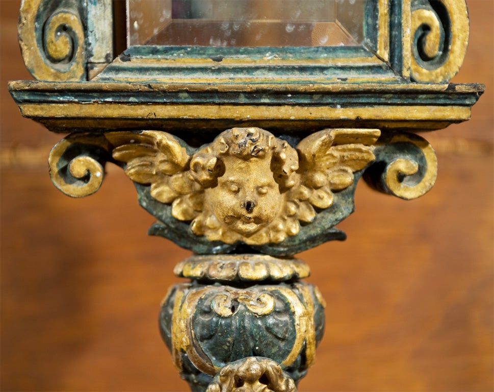 Carved and Gilt Reliquary For Sale 1