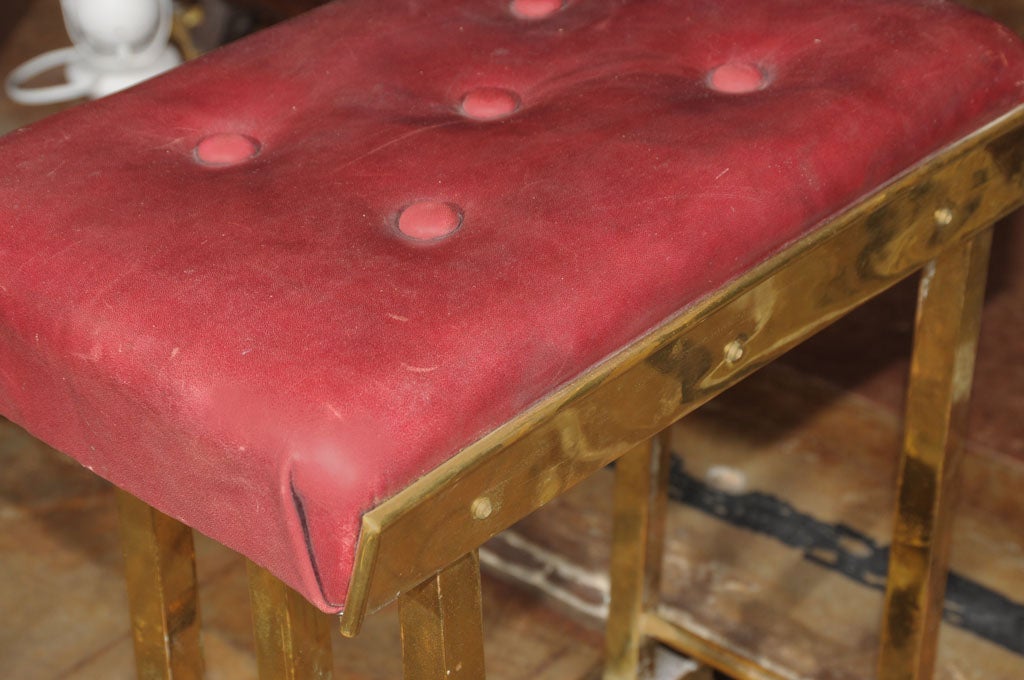 English Fireplace Fender of Brass with Tufted Leather Cushions