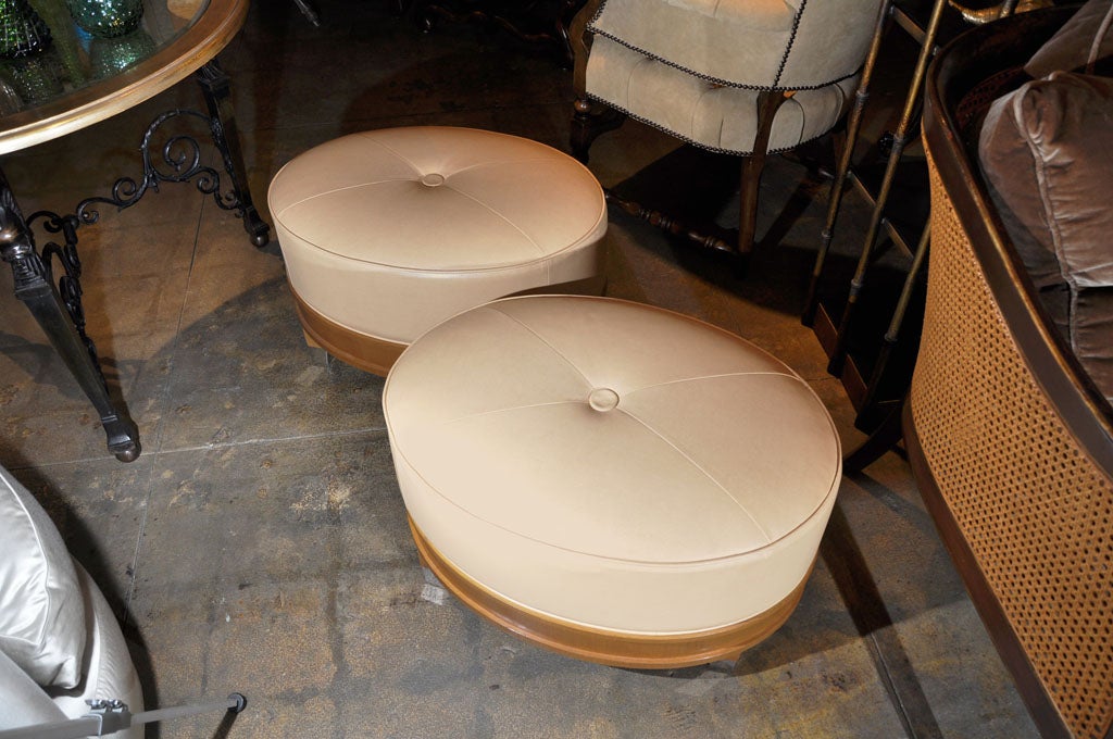 Mid-20th Century 1960s Pair of French Leather Oval Ottomans