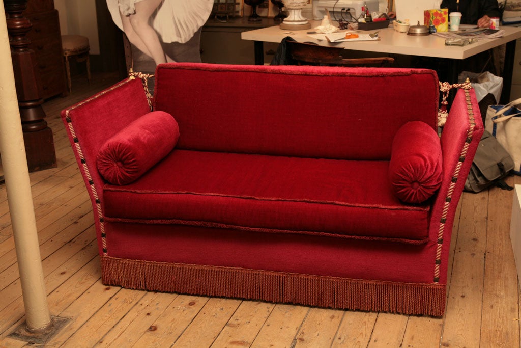 Red Knole-style plush upholstered settee 6