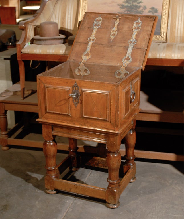 Swedish Period Baroque Early 18th Century Box with Original Hardware on Stand In Good Condition For Sale In Atlanta, GA