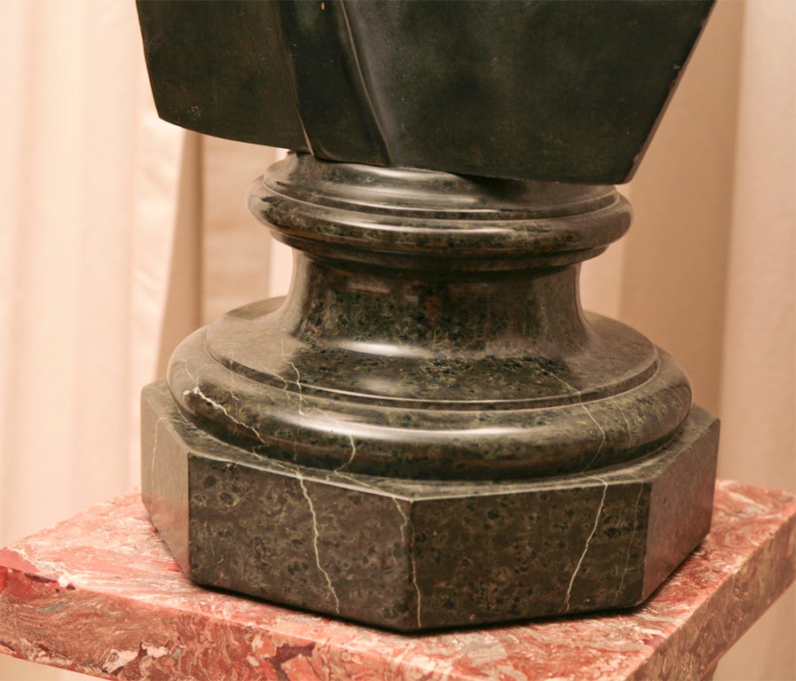 Italian Bronze bust on marble 4