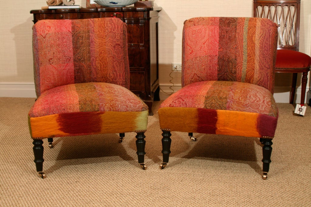 A Pair of Napoleon III Chauffeuses with Paisley Upholstery 5