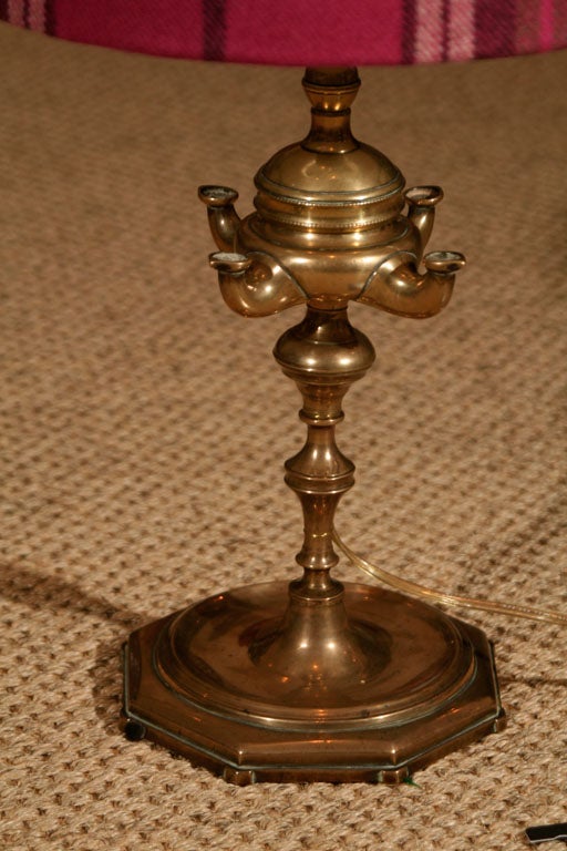 An 18th Century Italian Brass Oil Lamp with Four Burners to the Reservoir and Baluster Knopped Stems on Octagonal Base with Bun Feet with Fuchsia Tartan Shade