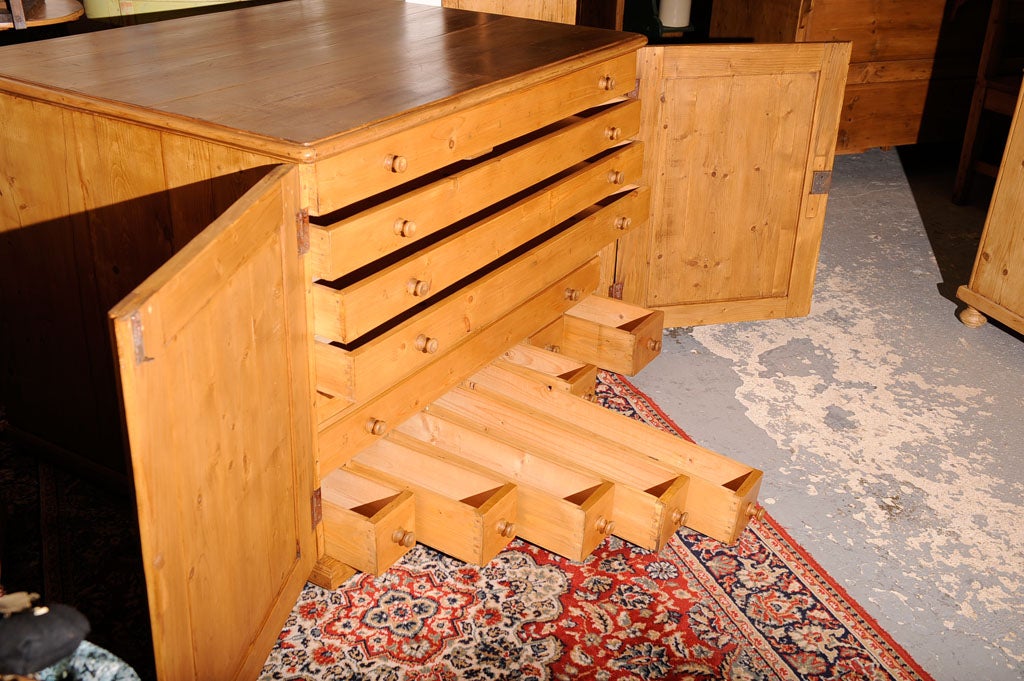 Map Chest or Architect's Cabinet 2