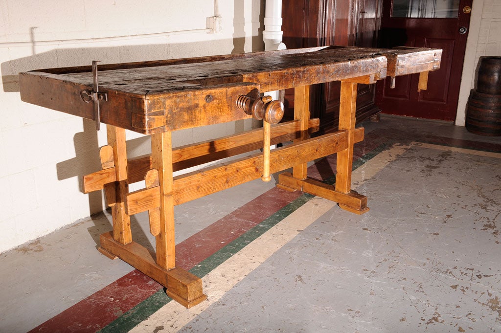 Carpenter's Workbench 3