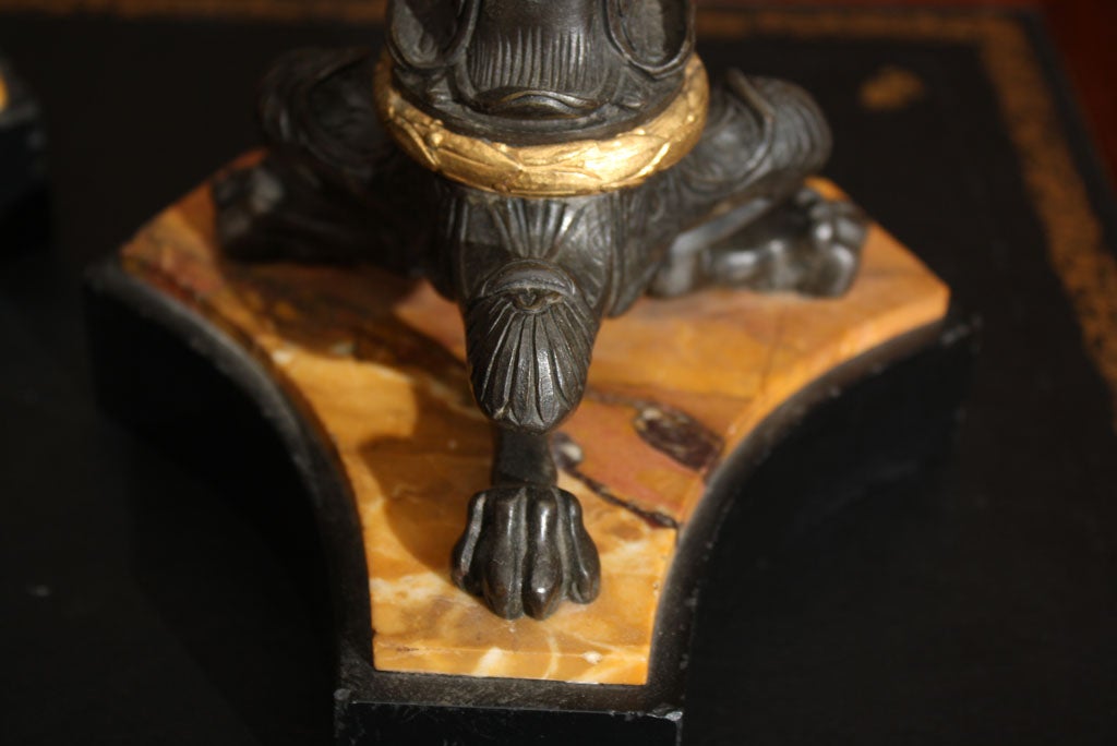 Coppia di candelabri impero a quattro luci del XIX secolo II in vendita 5