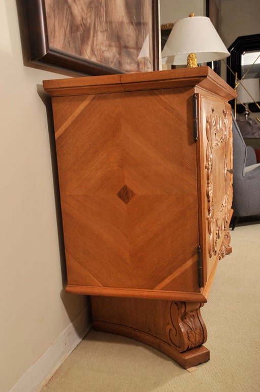 Mid-20th Century Blonde Credenza Bar For Sale