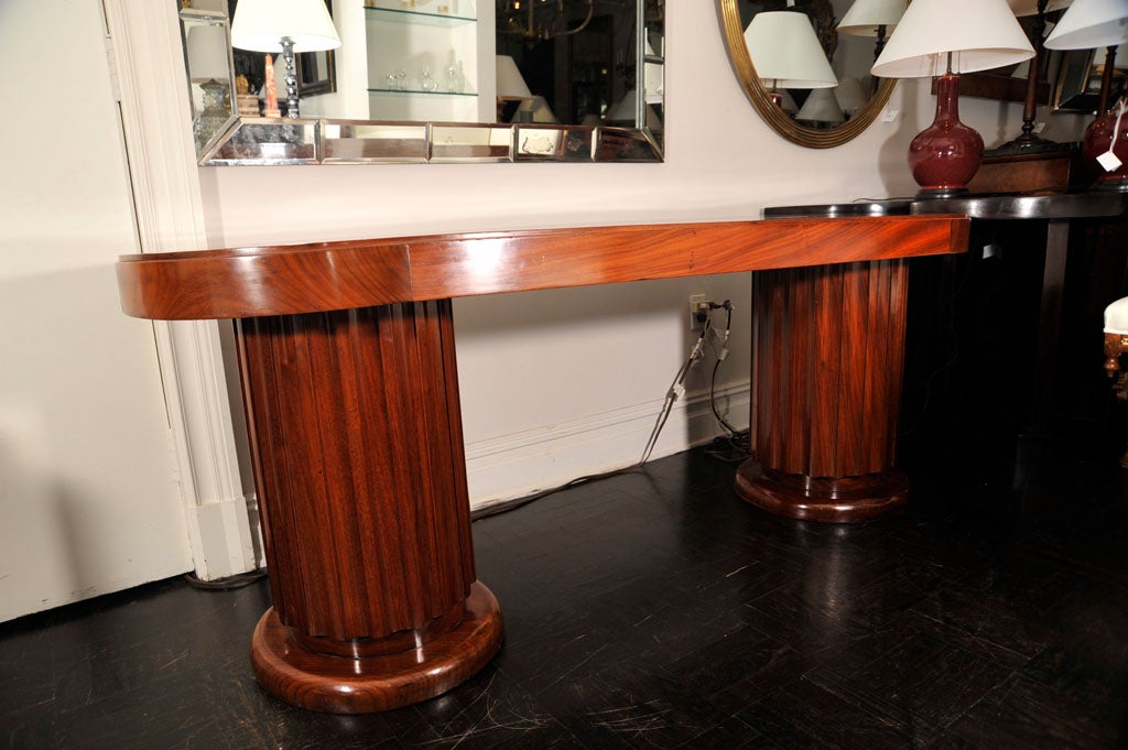 Early 20th Century Mahogany Oval Centre Table For Sale 3