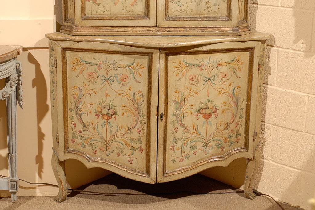 Hand-Painted 18th century Italian Painted Corner Cabinet For Sale