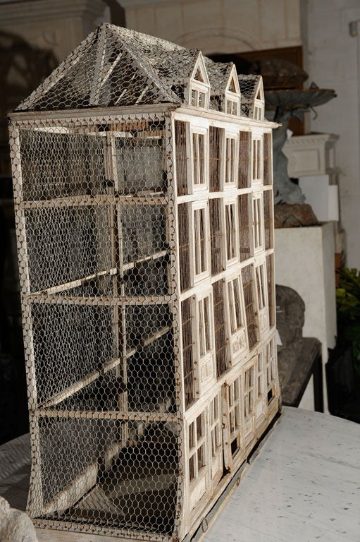 Birdcage, large, French, weathered wood and chicken wire In Good Condition For Sale In Queenstown, MD