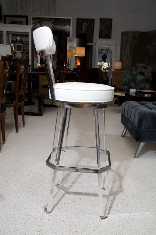 Late 20th Century Set of Three Polished Chrome and Lucite Barstools