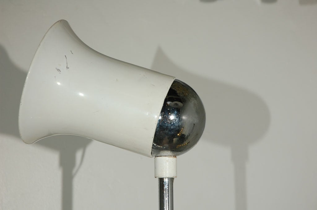 Mid-Century Modern 1960s Italian Floor Lamp For Sale