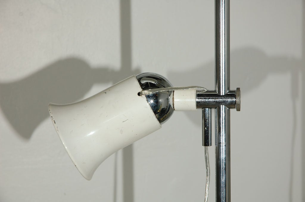 1960s Italian Floor Lamp In Good Condition For Sale In Cathedral City, CA