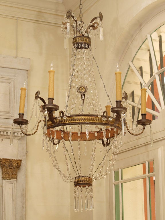 8228   AN ITALIAN 6 LIGHT CRYSTAL AND TOLE CHANDELIER