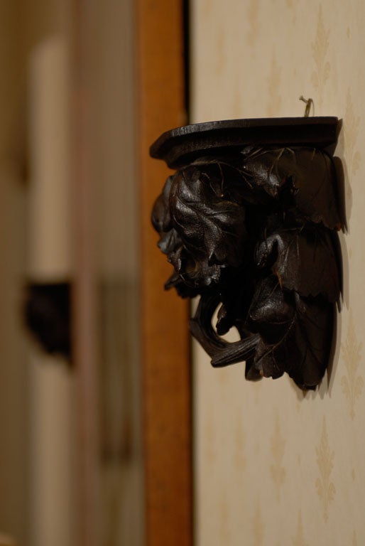 Austrian Black Forest Hand-Carved Wall Brackets For Sale 4