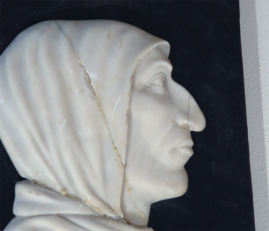 Profile of Girolamo Savonarola in White Marble In Good Condition In Dallas, TX