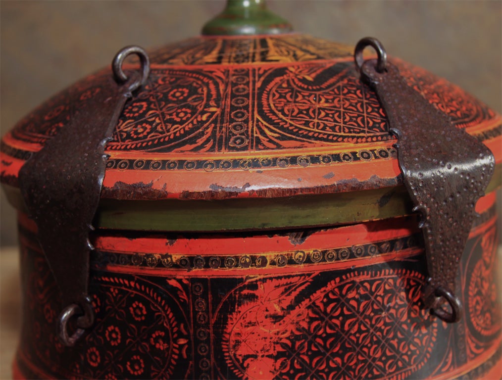 North Indian Hindu Kush Lacquered Wood Box For Sale 6