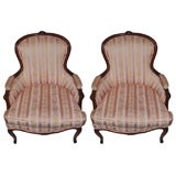 A PAIR OF LOUIS XV STYLE BERGERES. FRENCH, 1st HALF 20th CENTURY