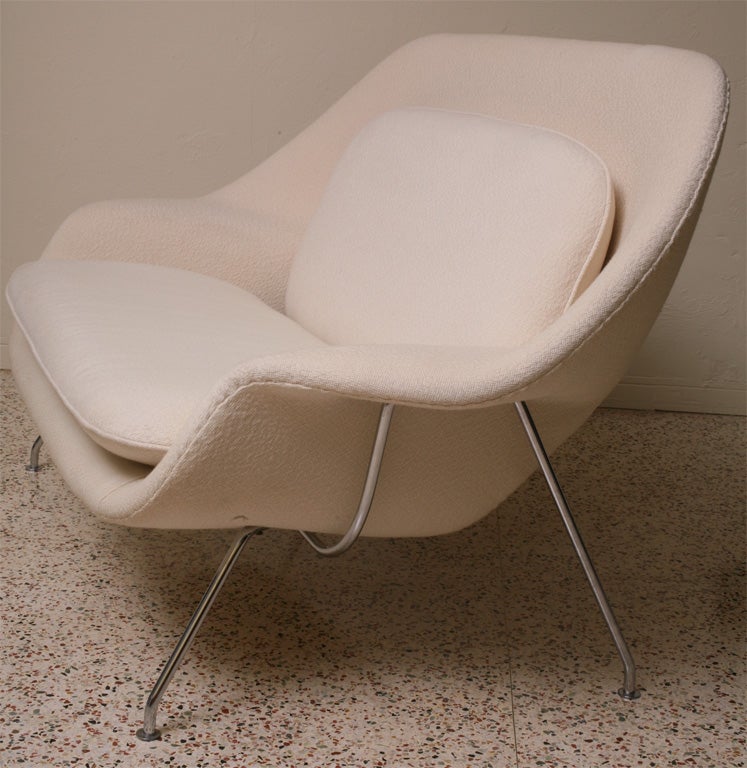 Mid-20th Century Rare Eero Saarinen Womb Settee Sofa for Knoll