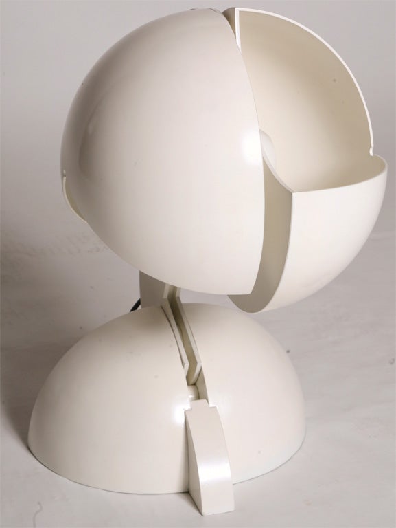 Italian Gae Aulenti 