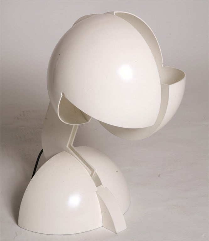 Metal Gae Aulenti 