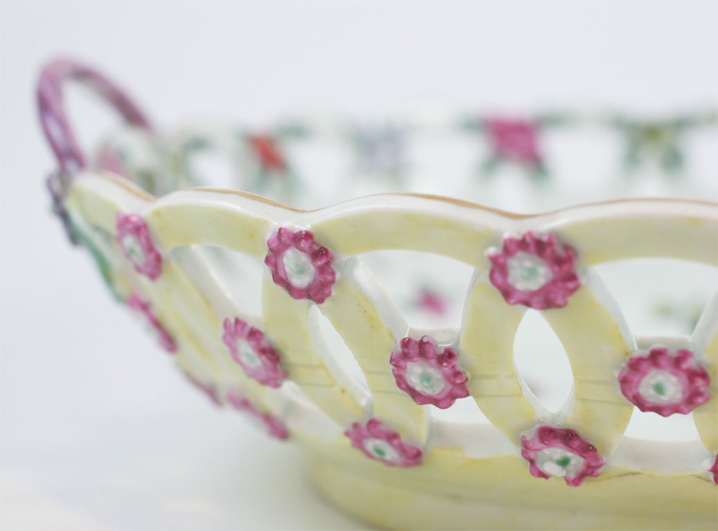 18th Century and Earlier First Period Worcester Porcelain Yellow Ground Basket For Sale