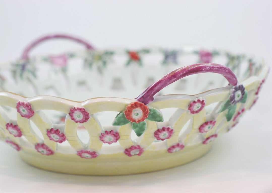 First Period Worcester Porcelain Yellow Ground Basket For Sale 1