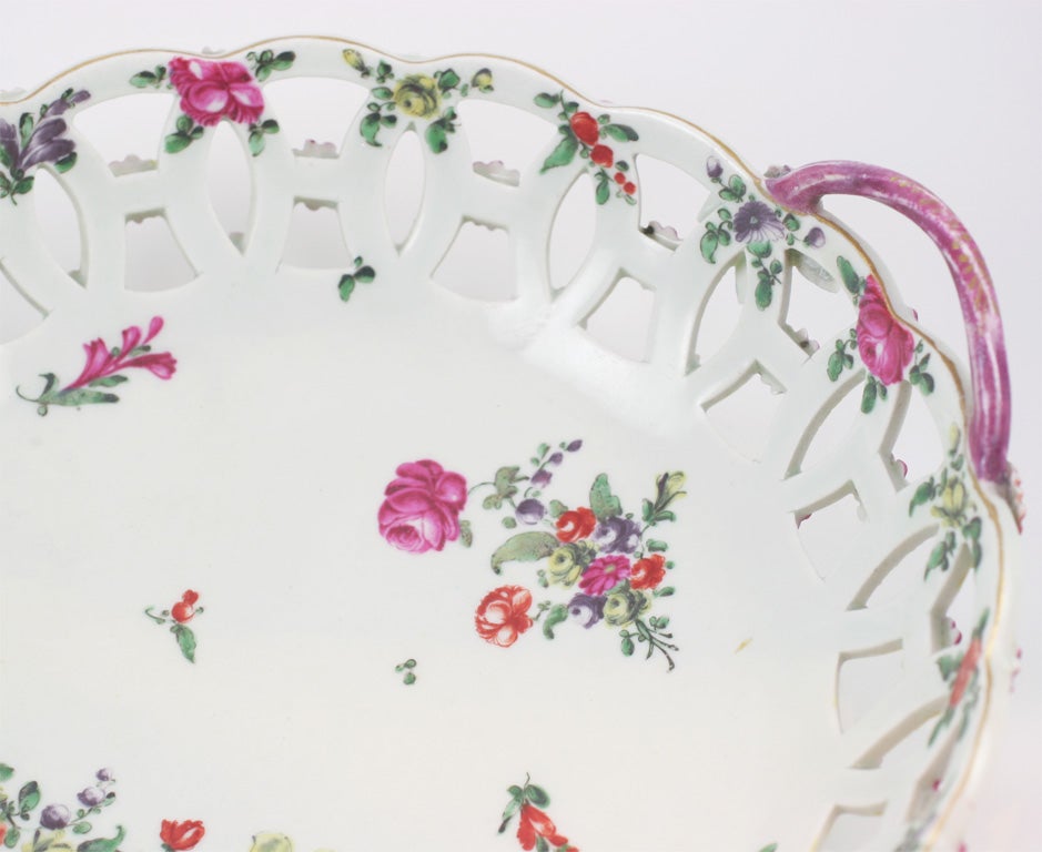 First Period Worcester Porcelain Yellow Ground Basket For Sale 2