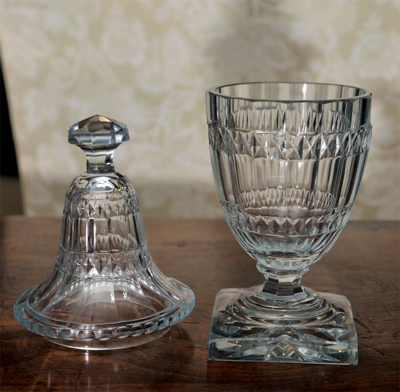 Pair of Early 19th Century Irish Crystal Urns With Lids 5