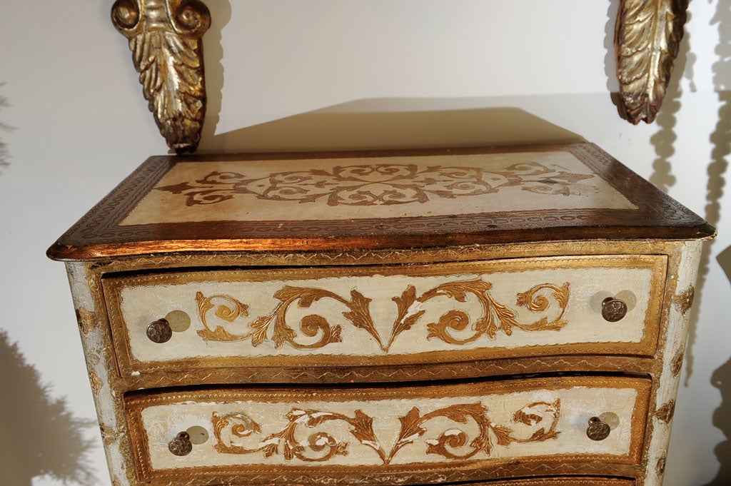 Gilt Italian Rococo style chest/dresser For Sale