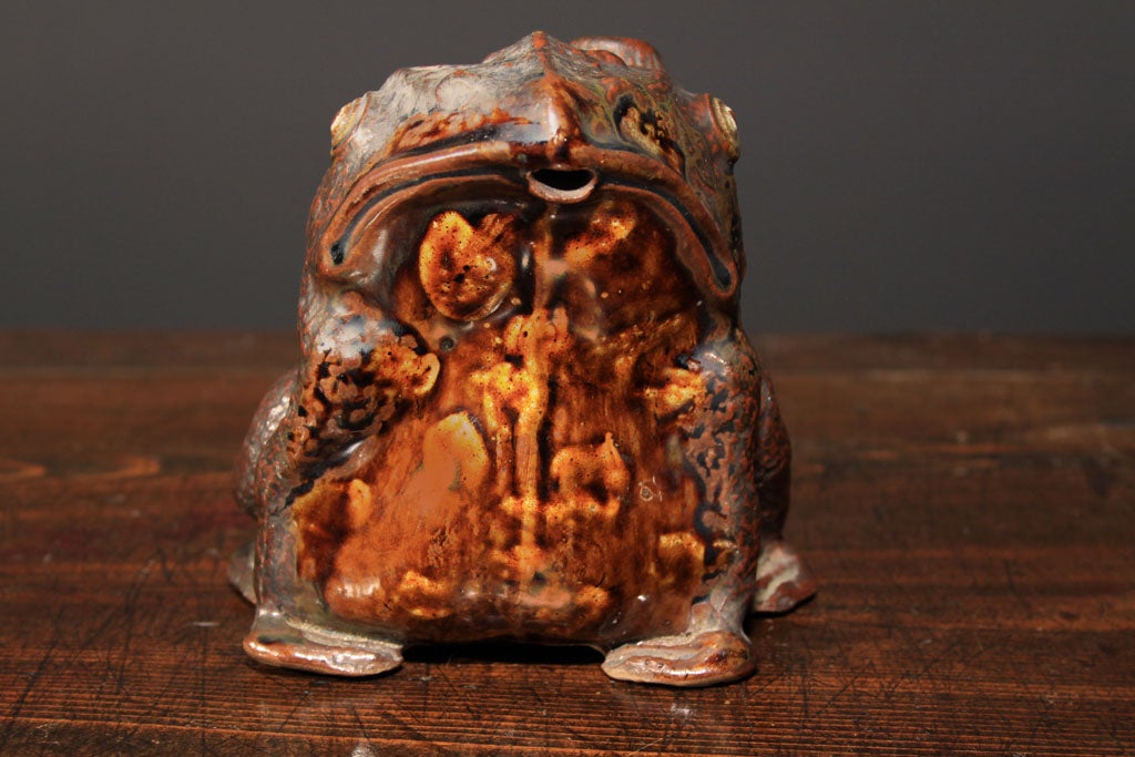 20th Century Japanese Ceramic Frog Teapot For Sale