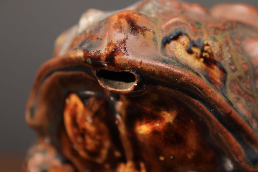Japanese Ceramic Frog Teapot For Sale 4