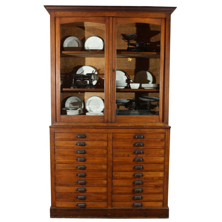 Collector
s Cabinet