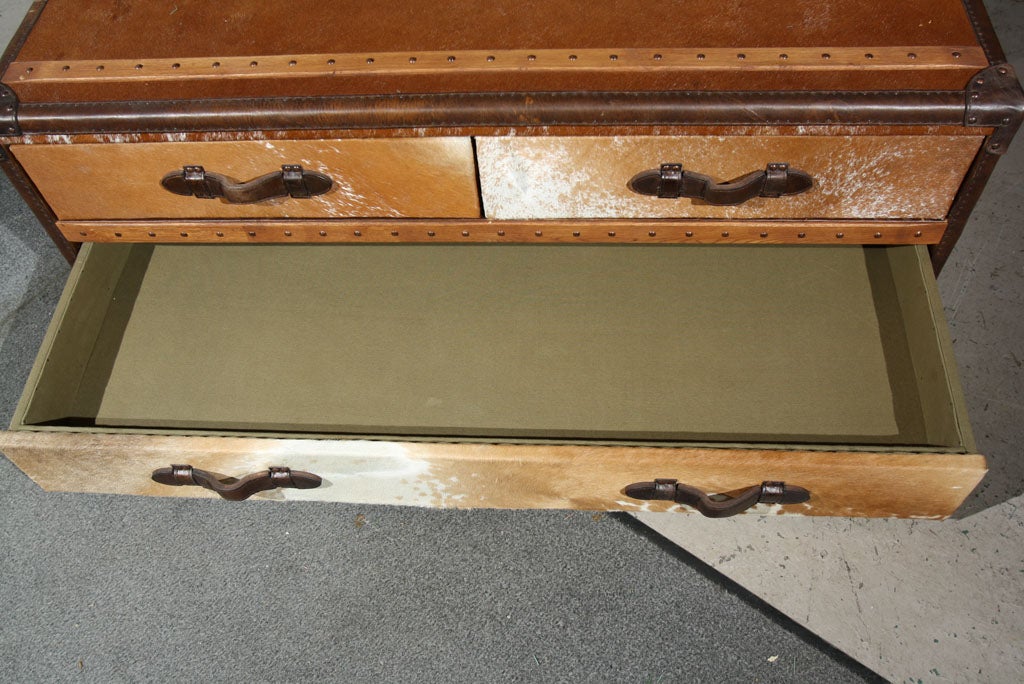 Cowhide Leather Trunk Coffee Table In Excellent Condition In Manhasset, NY