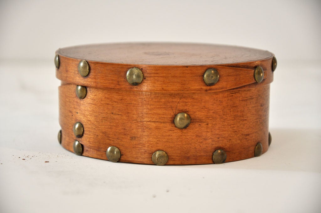 19THC SHAKER PANTRY BOX W/ ORIGINAL BRASS BUTTONS