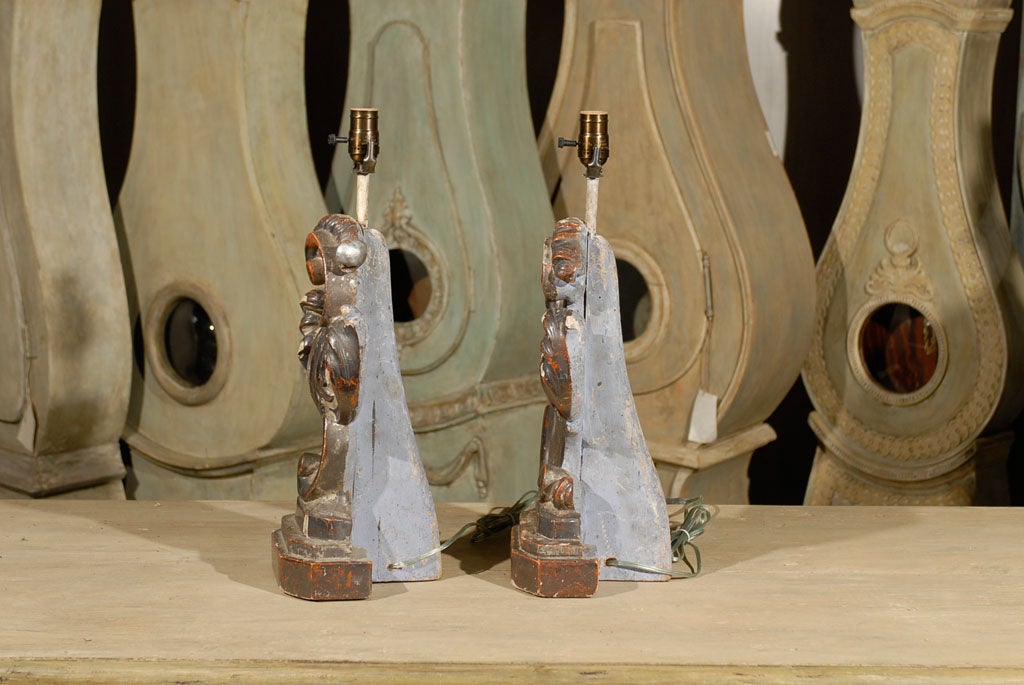 20th Century Pair of Italian Hand-Carved and Painted Rococo Style Table Lamps